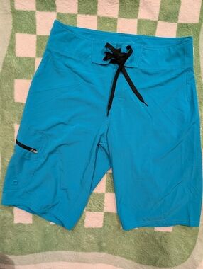 MEC Mountain Equipment Co-op Men's Board Shorts - Teal/Cyan Blue - Size 30